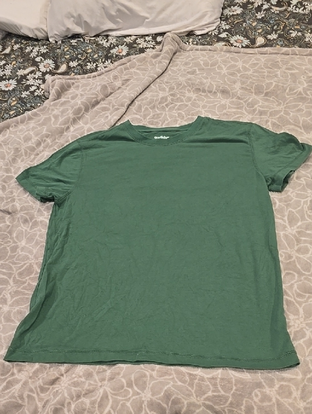 Nwot Goodfellow Tshirt
